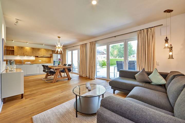 Ferienwohnung für 3 Personen, mit Terrasse und Garten sowie Ausblick in Garmisch-Partenkirchen