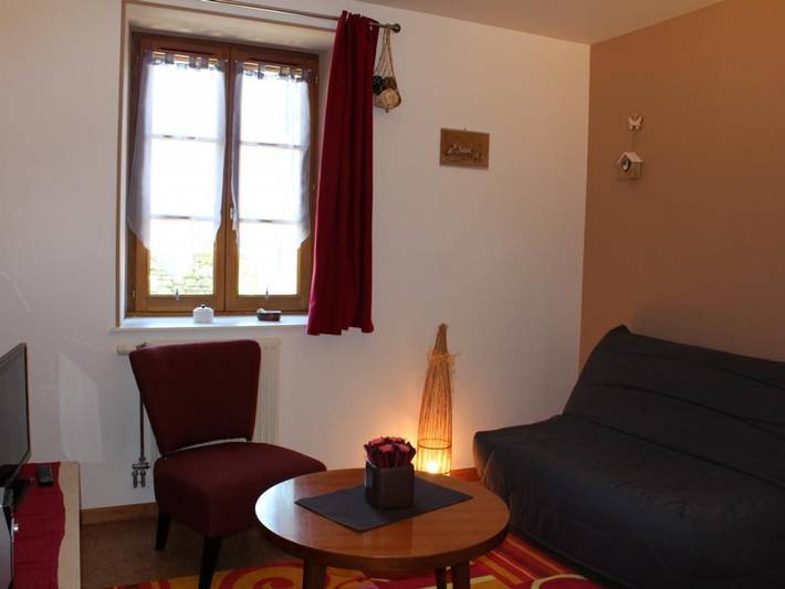 Gemütliches Haus im Morvan, 2 Schlafzimmer, Haustiere erlaubt, privater Parkplatz in Ouroux-en-Morvan, Naturpark Morvan
