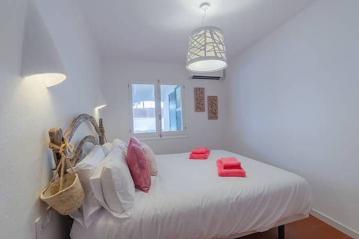 Ferienhaus für 4 Personen, mit Terrasse und Whirlpool auf Menorca - 2