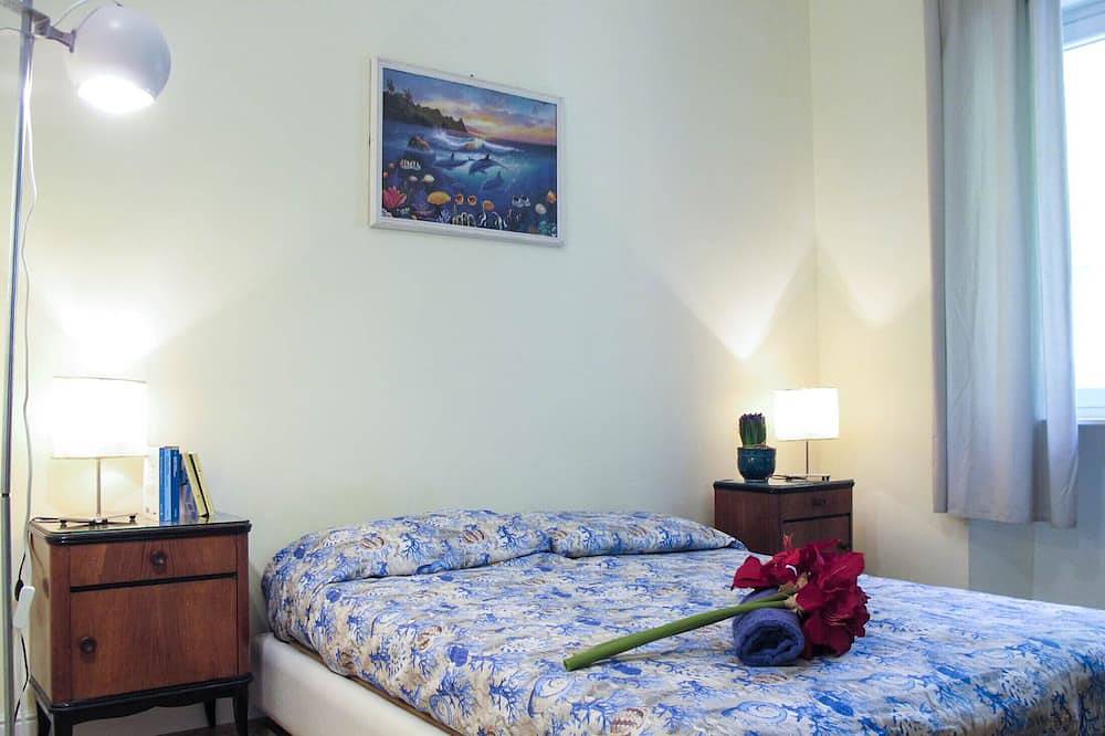 Apartamento entero, Vista al mar a 2 minutos de la playa y del metro cercano in Ostia, Roma