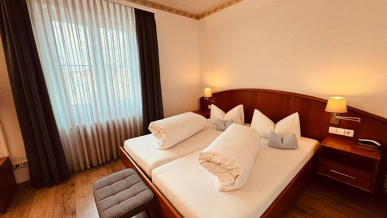 Doppelzimmer für 2 Personen in Breisach am Rhein in Breisach, Breisach am Rhein