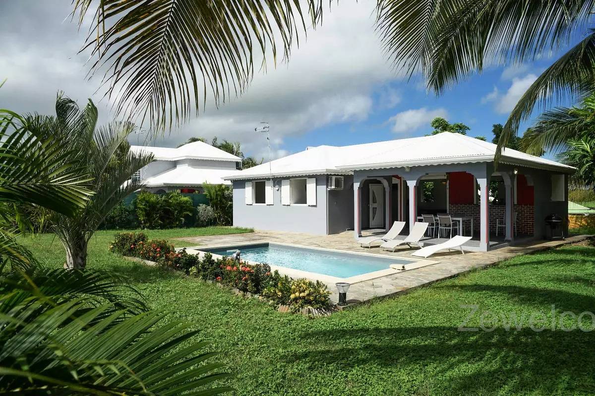 Houses & Villas for 5 Persons in Saint-François, Guadeloupe (Caribbean)