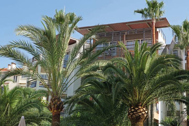 Vakantiewoning voor 6 personen, met zwembad en balkon in Antibes