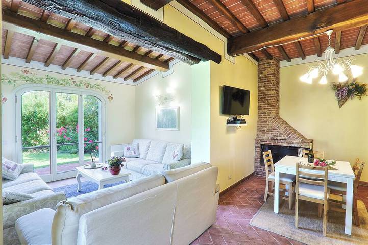 Meravigliosa Villa in Toscana con Piscina vicino Pisa e Firenze - 12 pl in Palaia, Pisa e dintorni