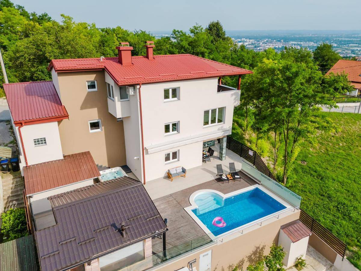 Three-Bedroom Villa in Zagreb, Région de Zagreb