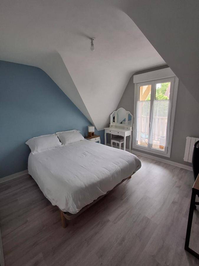 Gîte pour 2 personnes, avec jardin et terrasse à Fay - 4