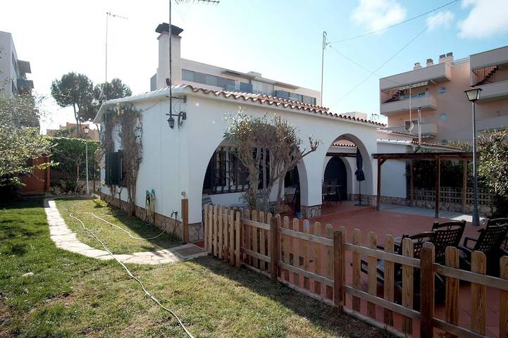 Chalet pour 6 personnes, avec Jardin et Sauna à Salou