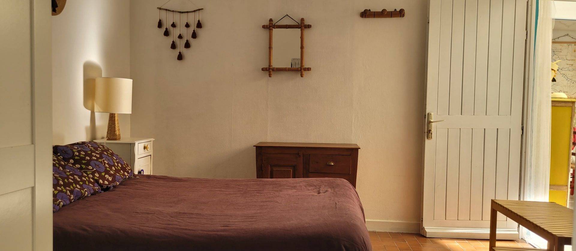 Une chambre indépendante sur cour, à 300 m de l'océan - Chambre in Châtelaillon-Plage, Région de La Rochelle