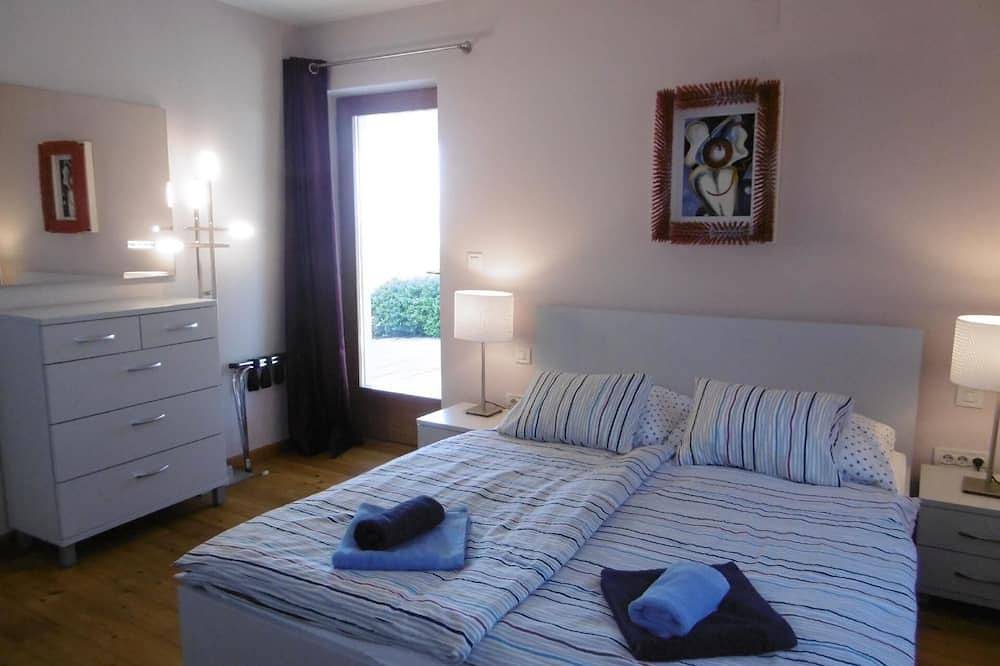 Villa Isabell und Immo in Raša, Ostküste Istrien