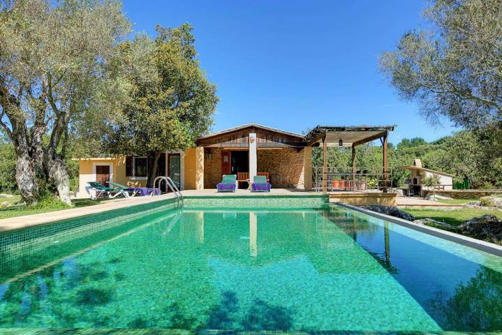 Villa für 4 Personen, mit Garten in Pollença