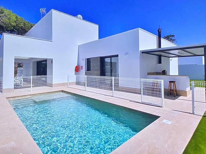 Ferienhaus für 8 Personen, mit Pool und Terrasse - 1