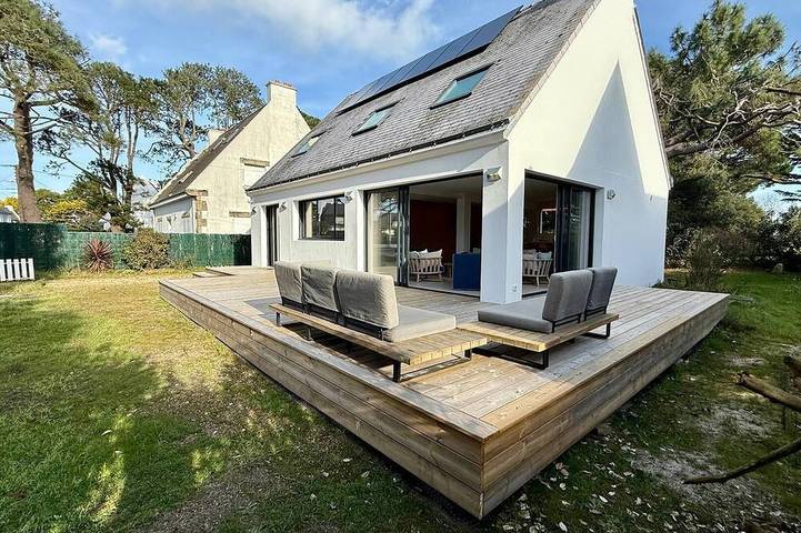 Location de vacances pour 12 personnes, avec jardin dans Plage Saint-Colomban