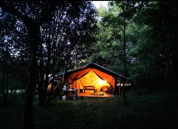 Gîte pour 4 personnes, avec Jardin ainsi que Piscine et Vue à Saint-Just (Aquitaine)