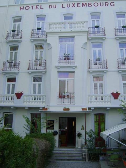 Classic Triple Room in Lourdes, Hautes-Pyrénées