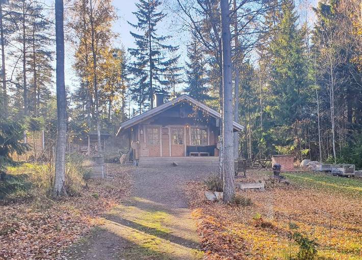 Chalet pour 4 personnes, avec Balcon et Terrasse ainsi que Jardin et Sauna