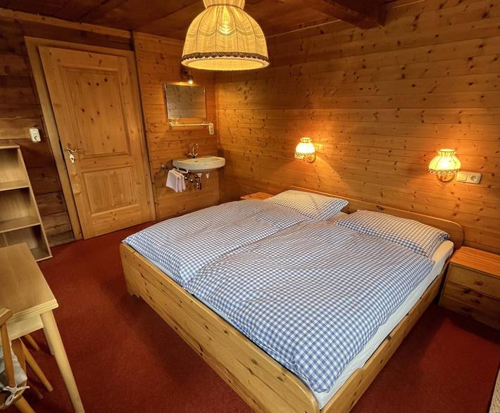 Ganze Ferienwohnung, Appartement/Fewo, Dusche o. Bad, Wc, 2 Schlafräume in Hohe Tauern, Heiligenblut