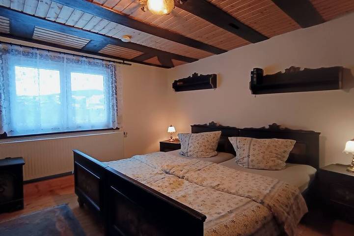 Ferienhaus für 5 Personen, mit Terrasse und Garten in Naturpark Lahn-Dill-Bergland - 2