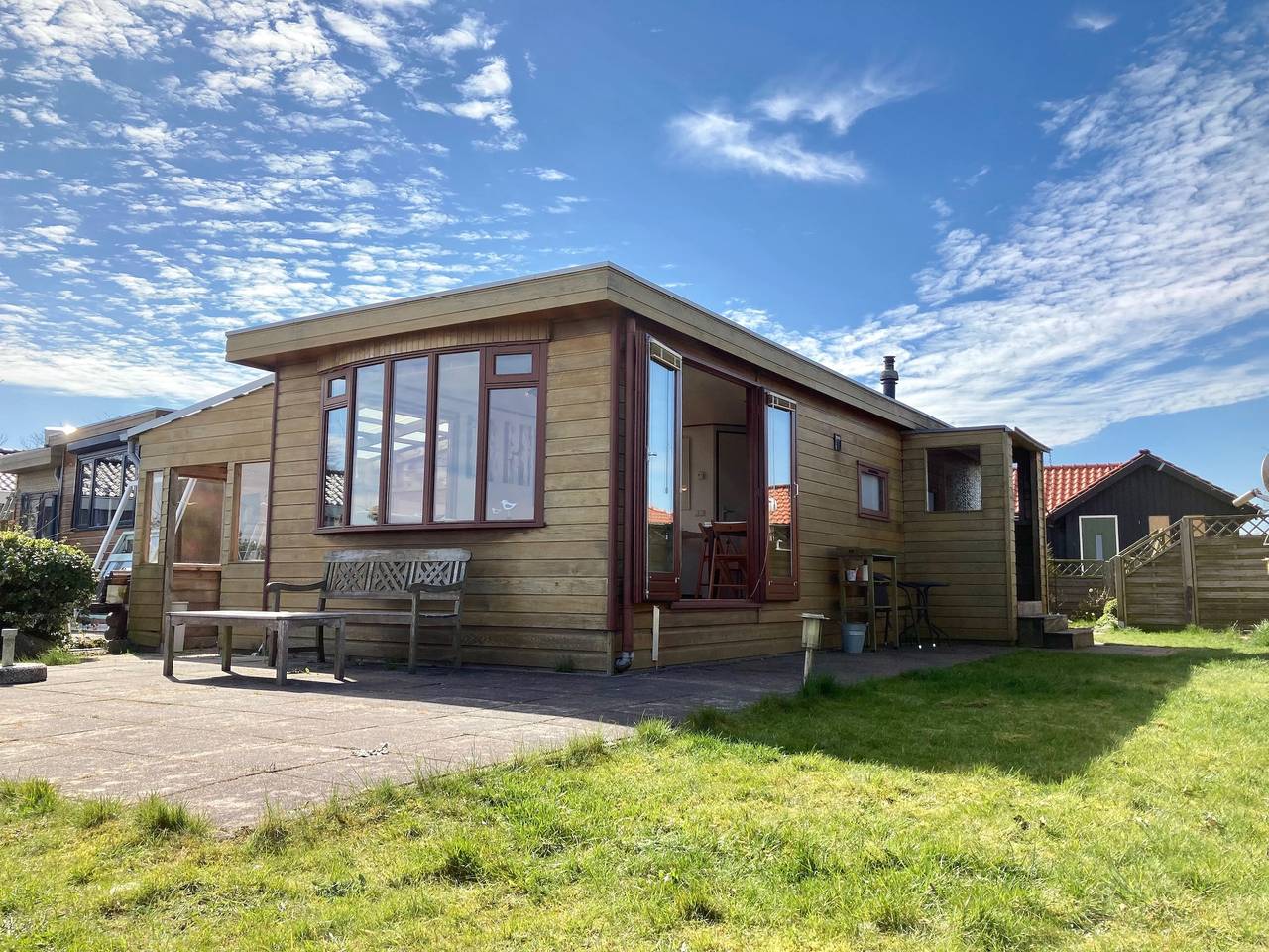 Haus Sonnenschein mit Blick auf das Lauwersmeer, Ufergrundstück Infrarotsauna in Oostmahorn, Lauwersmeer
