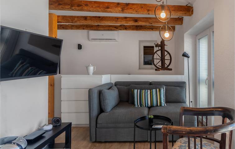 Ferienwohnung für 2 Personen, mit Terrasse in Novi Vinodolski - 3