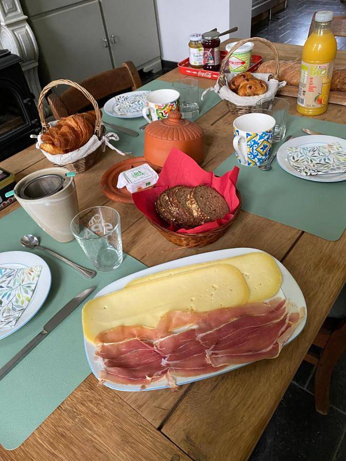 Chambre d’hôte pour 4 personnes, avec jardin ainsi que vue et terrasse dans Hainaut - 2