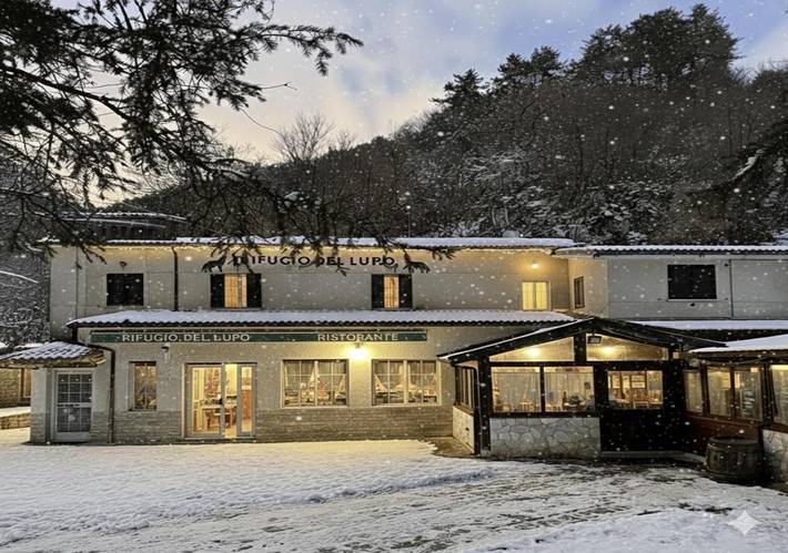 Hôtel pour 2 personnes, avec terrasse ainsi que vue et jardin à Scanno