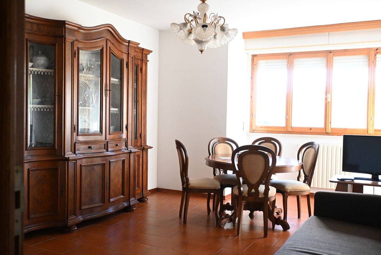 Hel leilighet, S345 - Sirolo, spacious apartment with terrace in Sirolo, Riviera del Conero