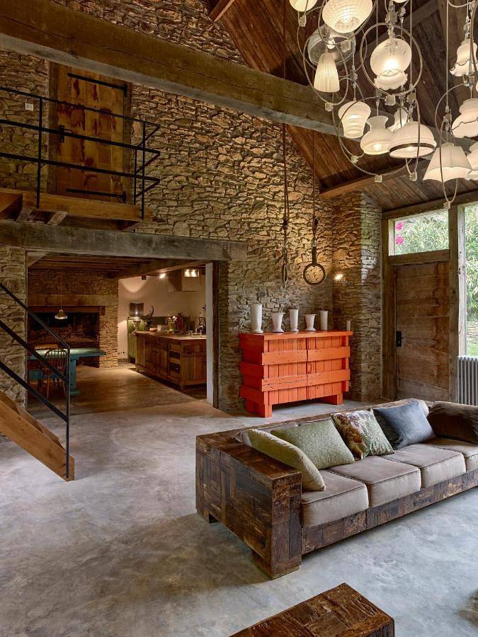 Location de vacances pour 8 personnes, avec jardin ainsi que vue et terrasse à Chalais (Aquitaine) - 3