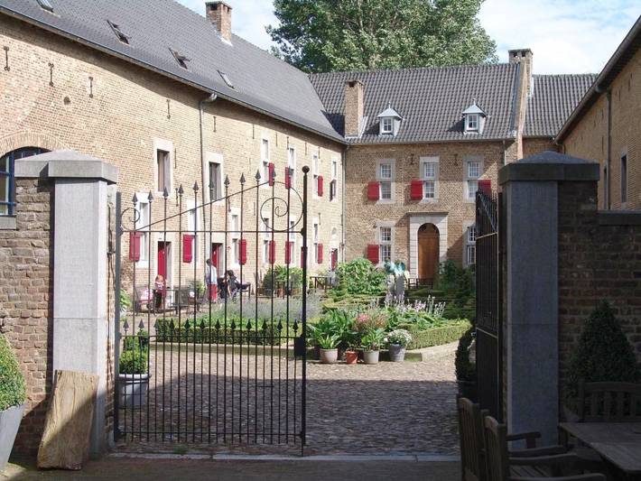 Chambre d’hôte pour 3 personnes, avec Terrasse ainsi que Jardin et Vue dans Eijsden