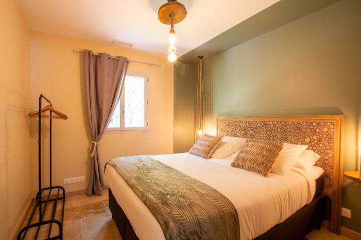 Location de vacances pour 4 personnes, avec jardin et jacuzzi à Saint-Chamassy - 3