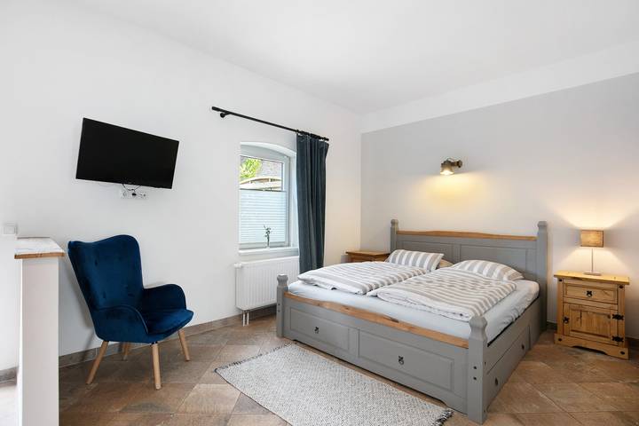 Studio für 3 Personen, mit Garten
