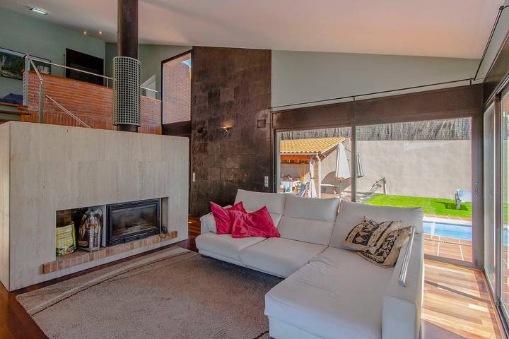 Chalet para 8 personas, con jardín en Valles Oriental - 2