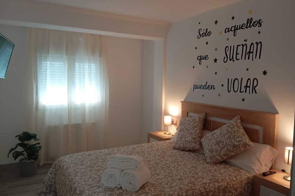 Entire apartment, Apartment with jacuzzi El Rincón de las Delicias in Saragossa, Saragossa Province