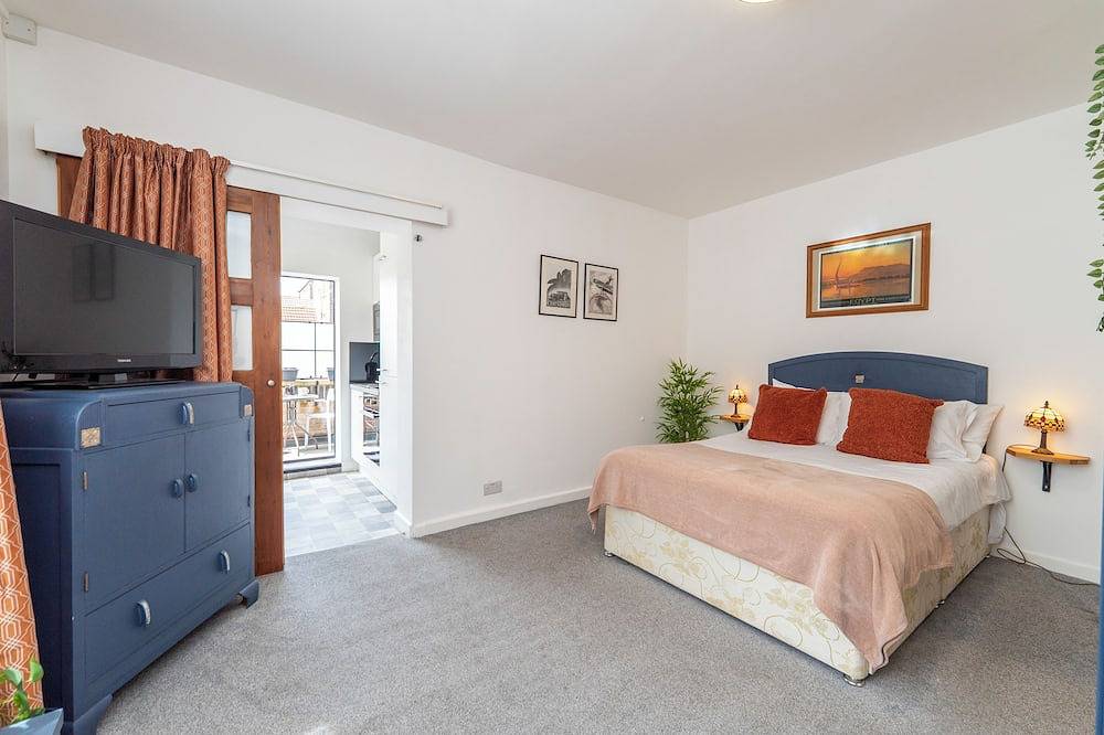 Ganze Wohnung, Eigenwilliges Art Deco Studio mit privater Terrasse in Southsea, Portsmouth
