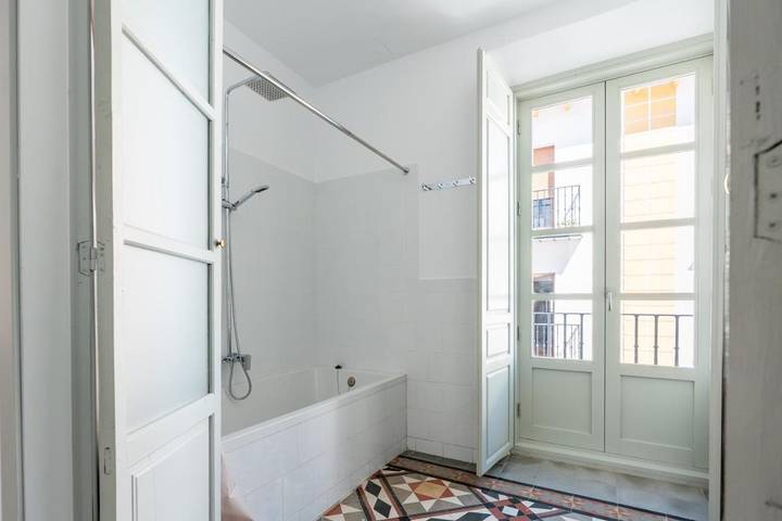 Casa rural para 12 personas, con Balcón y Jacuzzi además de Terraza y Vistas en Alcalá la Real - 3