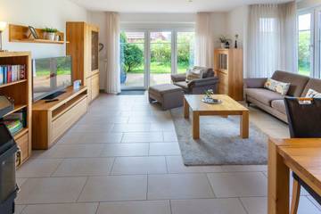 Ferienhaus für 4 Personen, mit Garten in Dornum