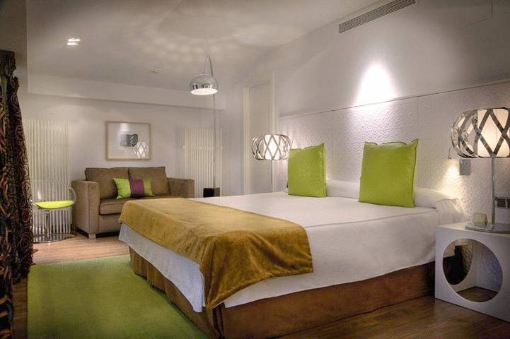 Hôtel pour 10 personnes, avec jacuzzi ainsi que sauna et terrasse à Barbastro - 3