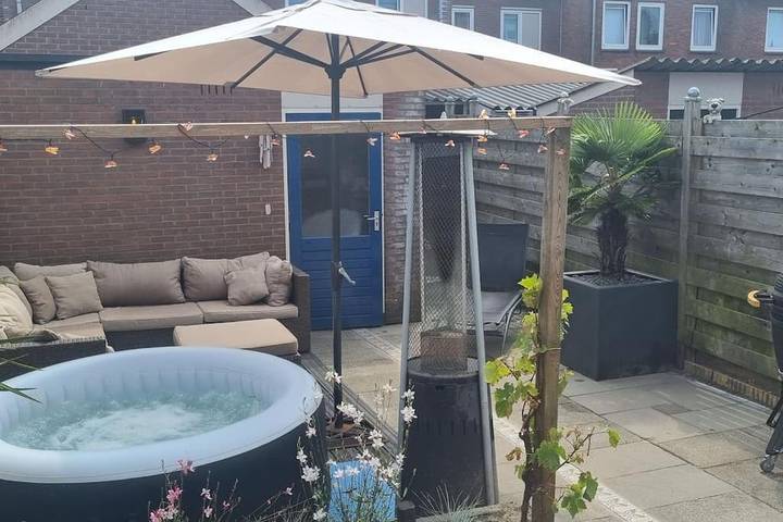 Ferienwohnung für 4 Personen, mit Garten und Terrasse sowie Whirlpool, mit Haustier in Alkmaar