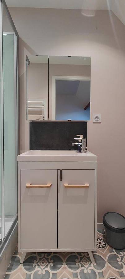 Appartement entier, One-Bedroom Apartment in Fougères, Fougères-Vitré