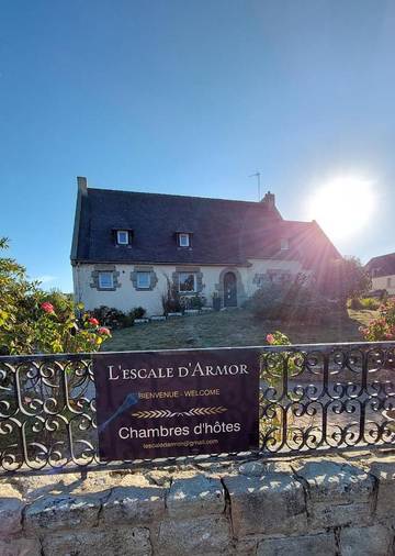 Chambre d’hôte pour 2 personnes, avec jardin et vue à Loudéac