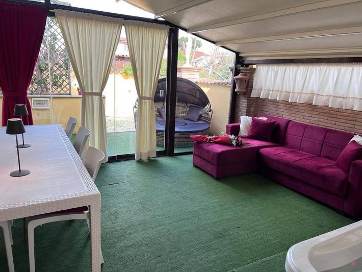 Villa pour 7 personnes, avec piscine ainsi que jardin et jacuzzi à Rome - 2