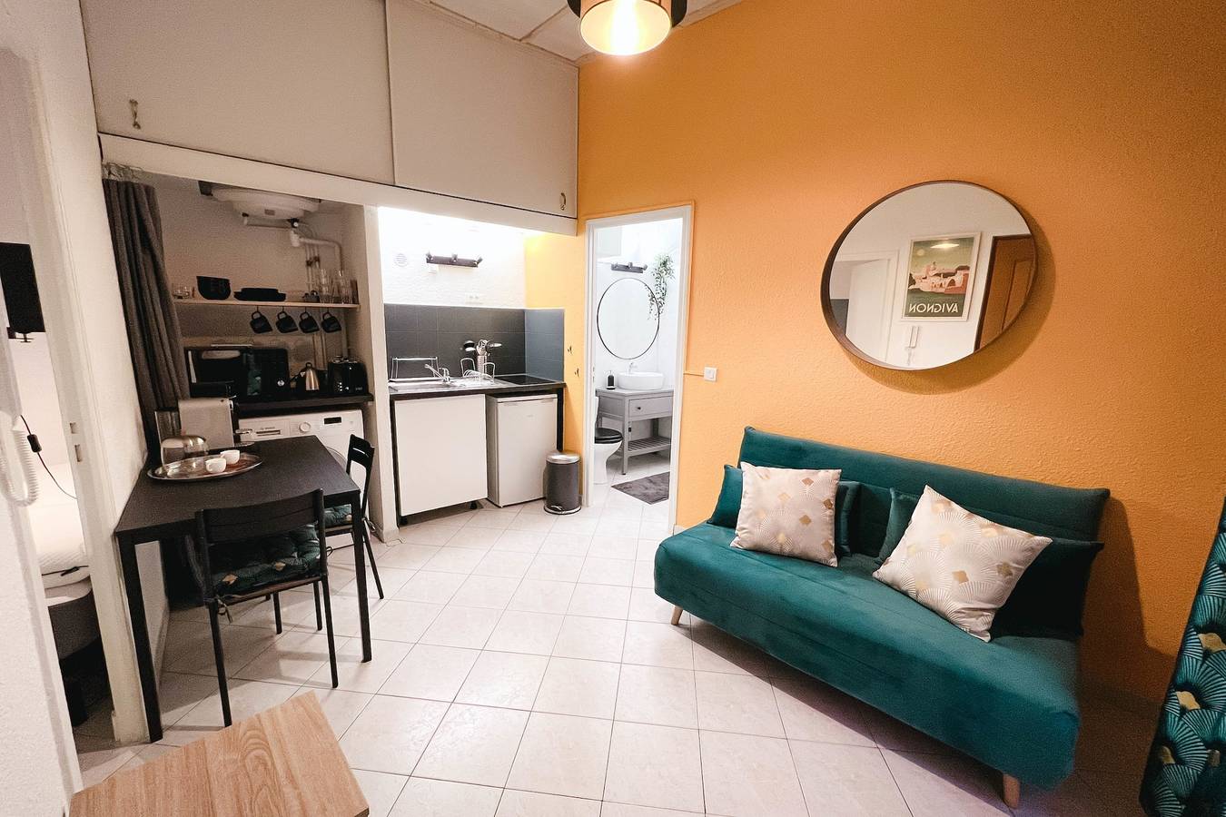 Appartement De Vacances pour 2 Personnes dans Avignon, Provence