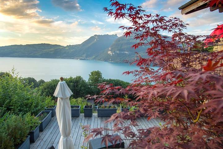 Location de vacances pour 2 personnes, avec vue sur le lac ainsi que vue et jardin à Krattigen - 3