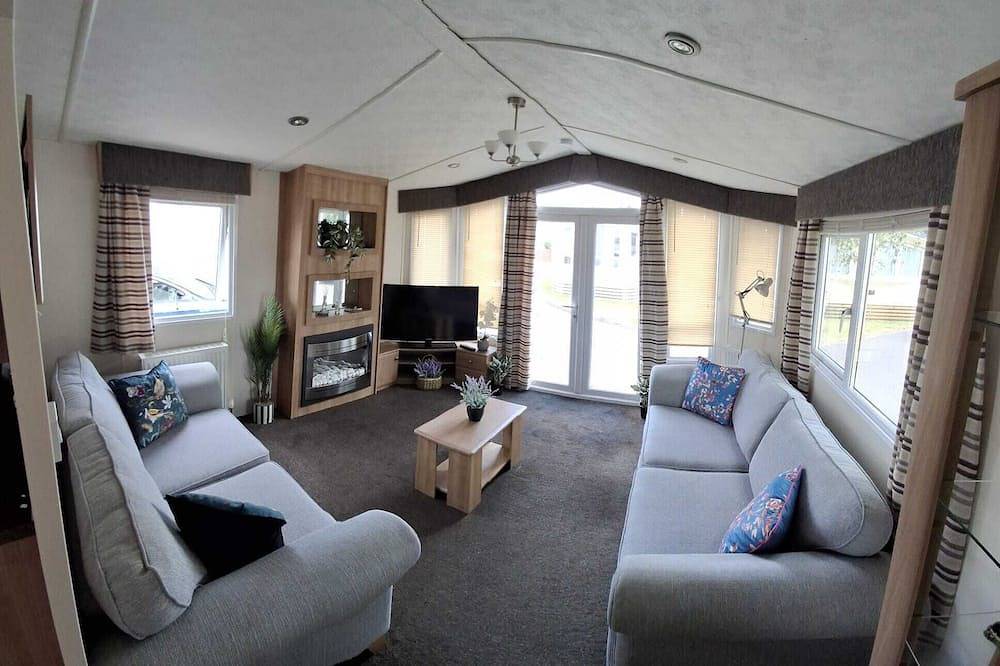 Blue Water Retreat Dawlish Warren Sleeps 4 - 10min walk from Beach, Pet Friendly in Dawlish Warren, Dawlish