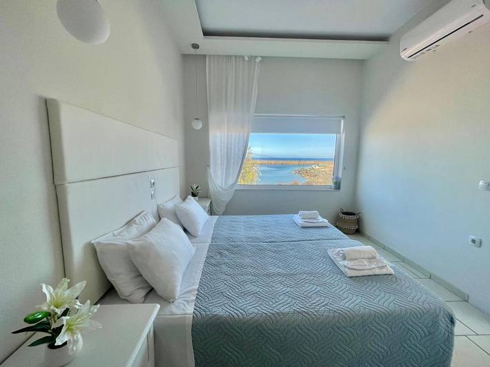 Vakantieappartement voor 2 personen, met terras en uitzicht in Malia