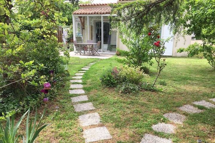 Gîte pour 4 personnes, avec jardin et balcon