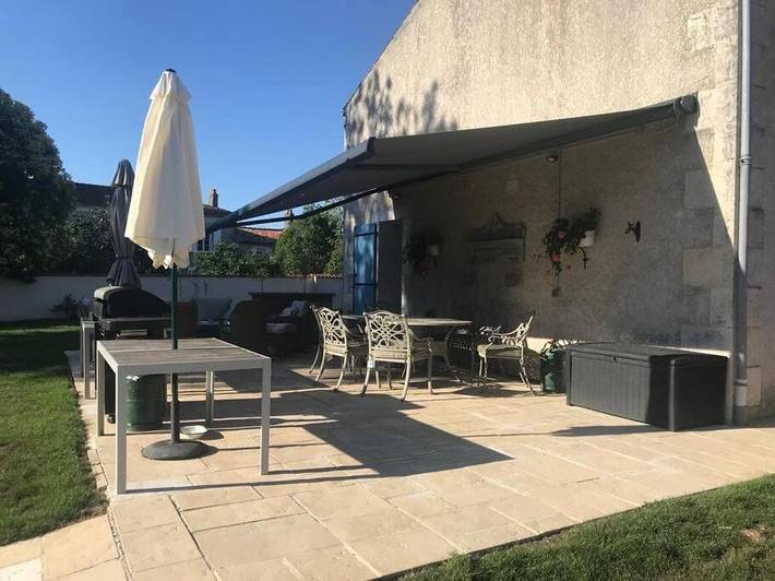 Location de vacances pour 12 personnes, avec jardin ainsi que vue et piscine, animaux acceptés à Bernay-Saint-Martin - 4