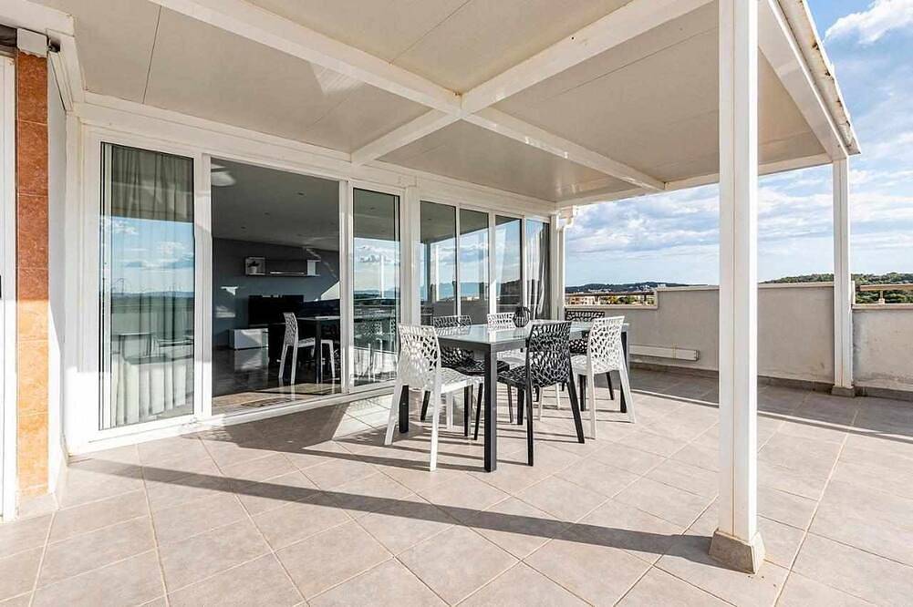 Ganze Wohnung, Aimar Atico Duplex Playa la Pineda Port Aventura in La Pineda, Vila-seca