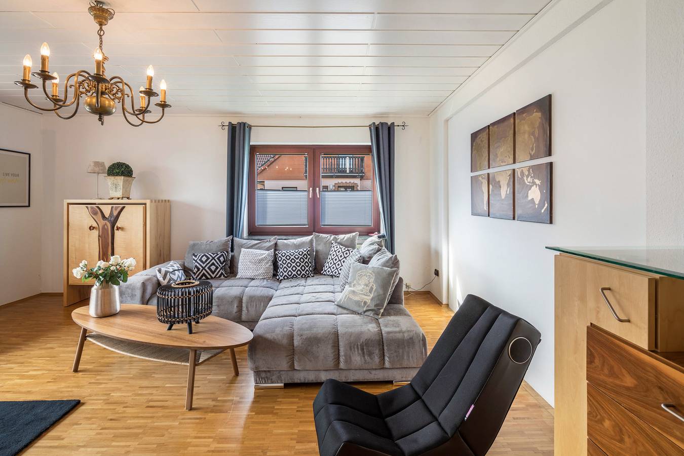 Entire apartment, Holiday Apartment 'Am Twistesee 2 Ebenerdig' with Terrace, Garden & Wi-Fi in Bad Arolsen, Twistesee
