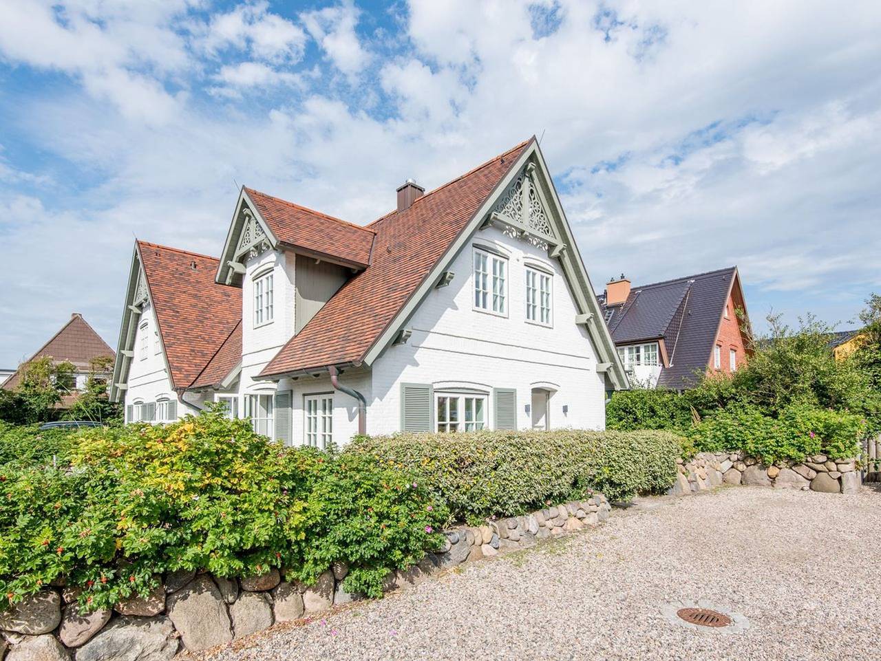 Landhaus Hygge - Exklusives Luxus-Hausteil mit ca. 130 m² und 4 Zimmern, für bis zu 6 Personen. in Wenningstedt, Sylt