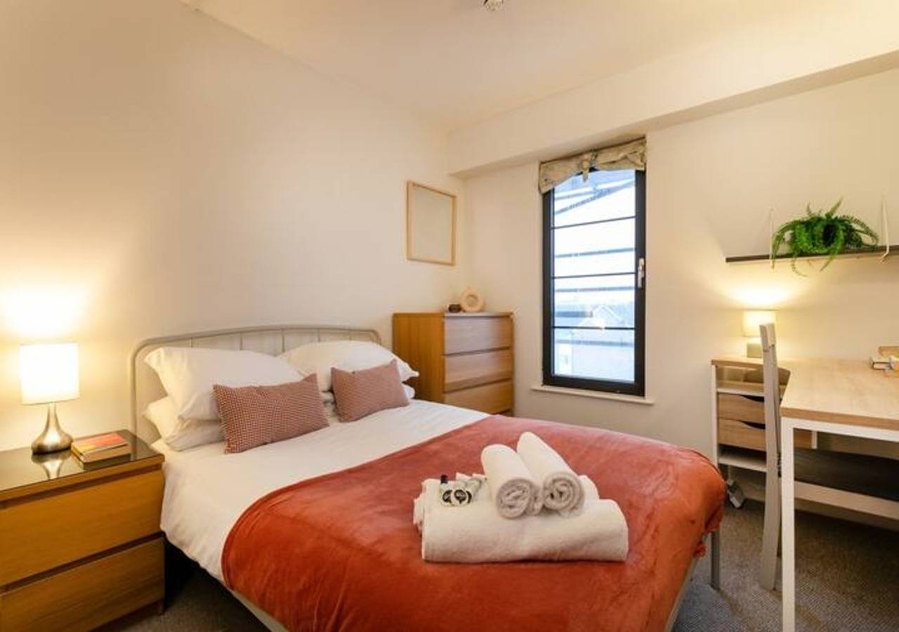 Appartement entier, Nottingham Apartment |Fast Wifi | Near Attractions - Pass the Keys in Nottingham, East Midlands